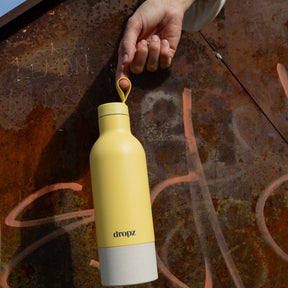 dropz Flasche Yellow - 0.5 L mit Aufbewahrungsfach